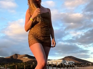 Amateur milf outdoors blowjob and fucking