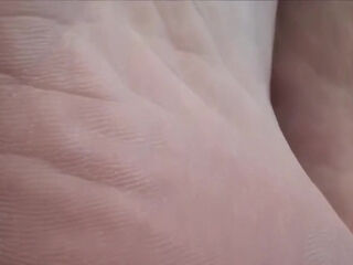 lynn bach feet 11