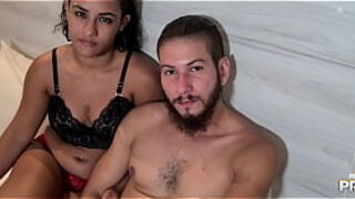 Esposa gostosa com o Melhor amigo Roludo , Marido Cuckold