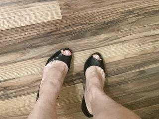 Worship my Feet High Heels You Slave