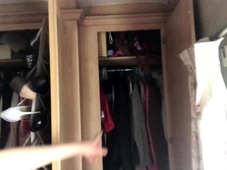 Milf babe loves masturbating