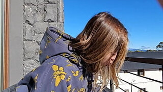 Ele me disse que queria me dar uma gozada dupla e encheu minha buceta com gozada dupla&period;