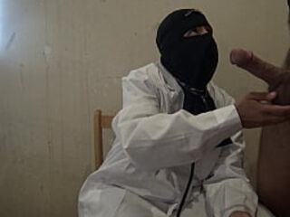 Egyptian female doctor gives handjob to one of her muslim patients