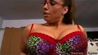 Huge cumshot on mommy tits