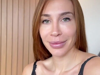Stepmom's Steamy Thrill: POV Passion with Her Curvy Charm