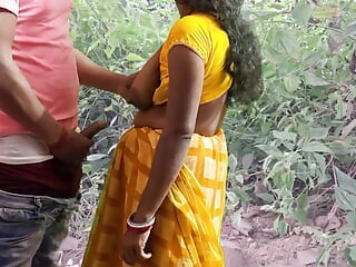 Bhabhi come on forest