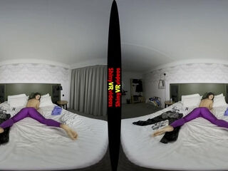 Roxy M - Leggings - Shinyvideos