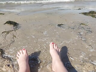 Nice Feet on the Beach