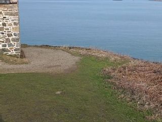 I masturbate on a cliff in Brittany in an urbex house