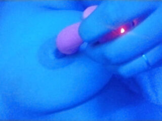 Hot and lonely Argentina looking for a boyfriend online