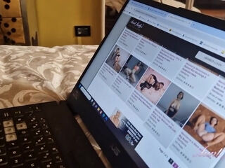 Wanilianna Fantasizes and Masturbates to Your AuntJudys Comments