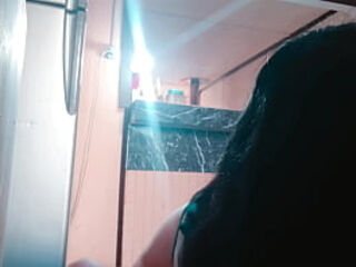 The plumber leaves his cum in my pussy. A cheating BBW fucks the plumber when her boyfriend isn&#039_t home.