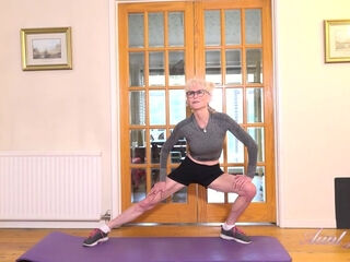 Dee Lite Shows Off Her Workout Routine Then Masturbates For You