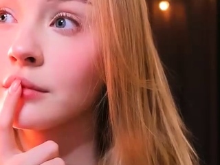 Close up fuck girl in big cock
