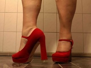 Annadevot - Only high heels and feet :-)