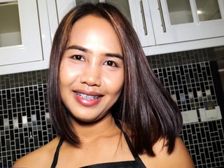 HOT Thai MILF amateur wife sex on video