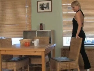 Have morning tea with mature Lana - WeAreHairy